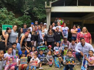 Alcaldía de El Hatillo entregó más de 1.500 juguetes durante navidades