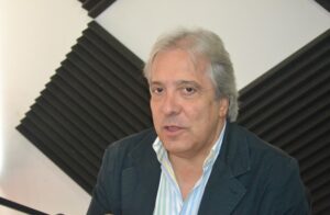 Edmundo González Urrutia debería pedir desde ya una cita a Padrino López